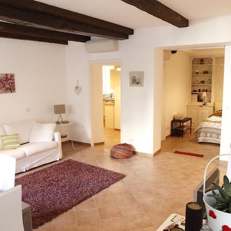 Ferienwohnung Il Salotto Di Via Giulia Rom Zimmer foto